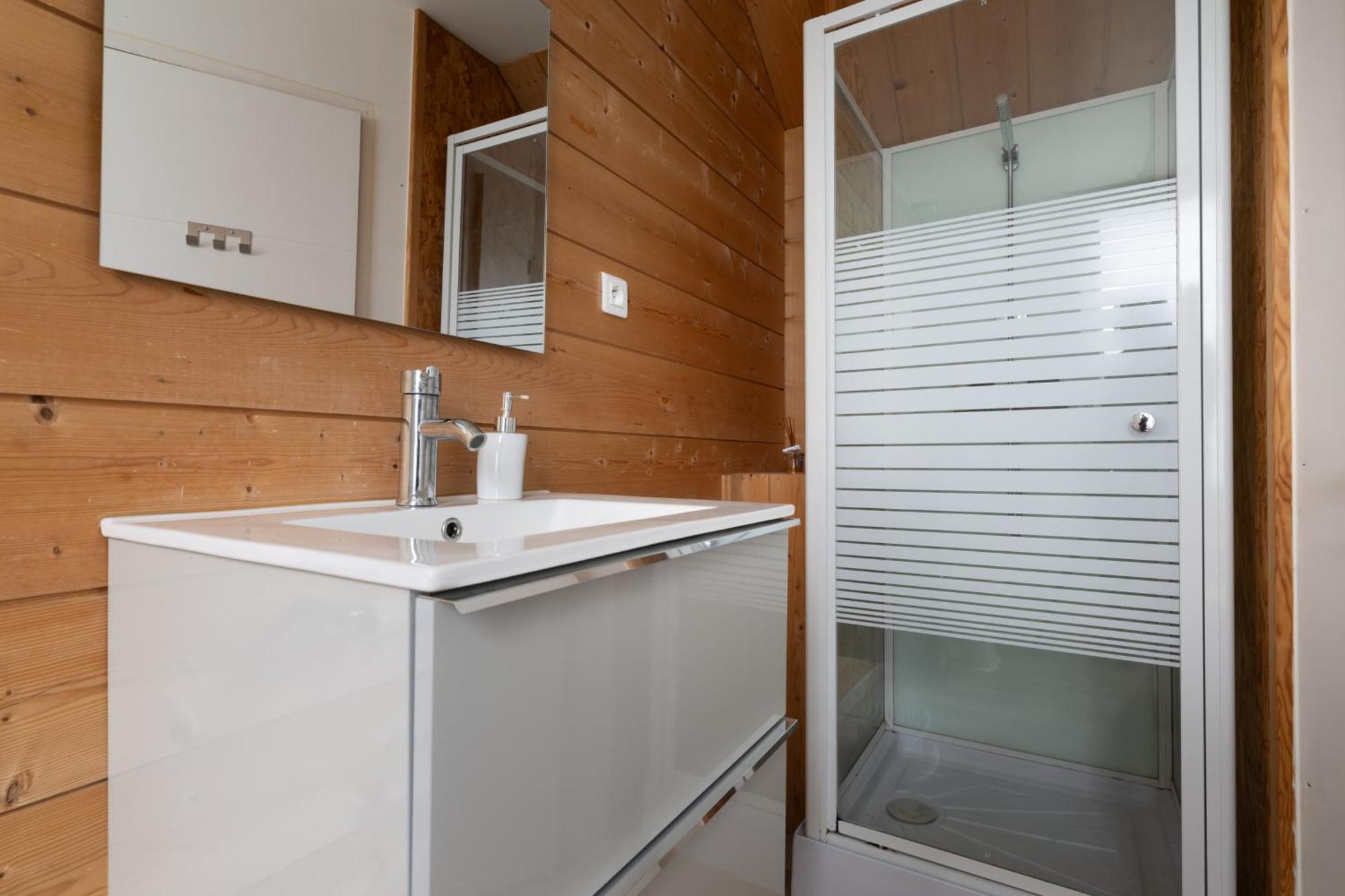 Apartamento Le Reflet Des Pyrenees Bagnères-de-Bigorre Exterior foto