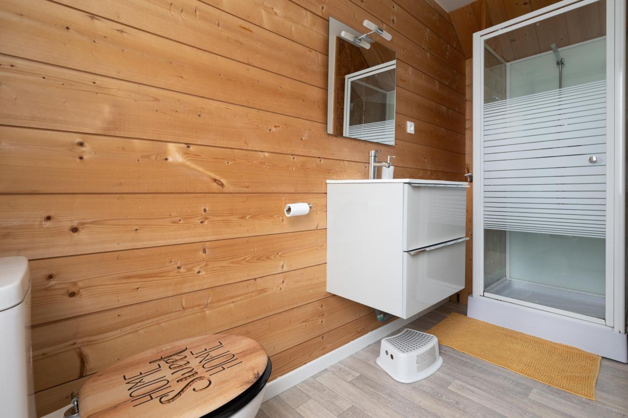 Apartamento Le Reflet Des Pyrenees Bagnères-de-Bigorre Exterior foto